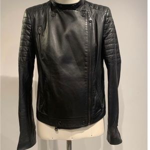 Jbrand genuine leather jacket. In a good condition. Dry fit. Size XS, also fit S